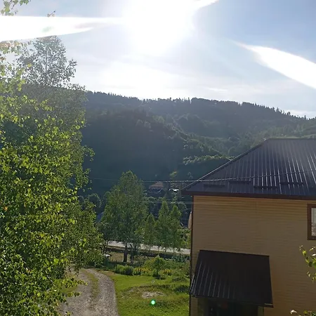 червона калина 3* Slavske